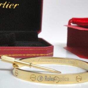 Cartier replica gioiello bracciale love oro giallo