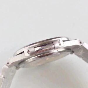 Patek Philippe replica Nautilus 5711-1A-011 White Dial clone movement