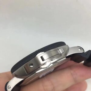 PANERAI REPLICA PAM 799 CARBOTECH SUBMERSIBLE TITANIUM WATCH WITH SUPER CLONE P.9010