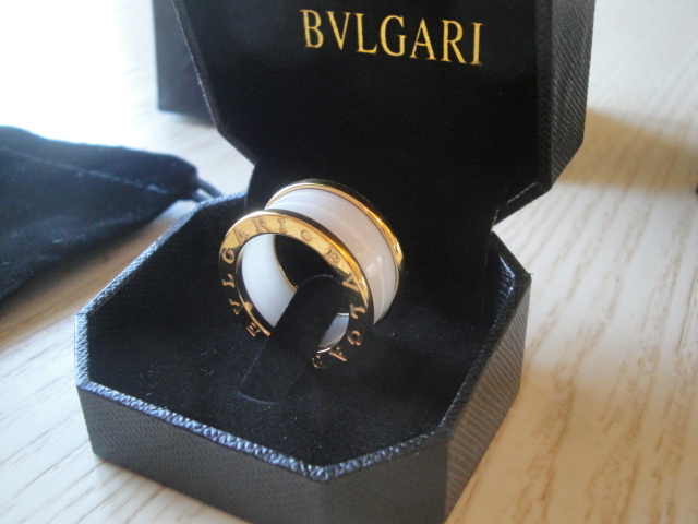 Bulgari replica B.Zero1 gioiello anello ciondolo yellow gold ceramichon white